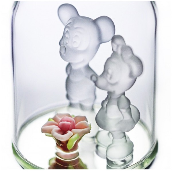 Mickey and Minnie in Glass under dome, by Arribas and Disneyland Paris Mickey and Minnie in Glass under dome, by Arribas and Disneyland Paris