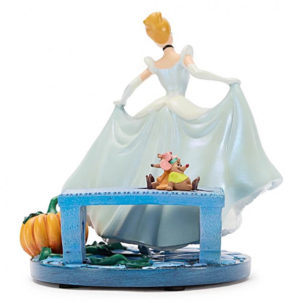 Princess Cinderella figurine, Disneyland Paris Princess Cinderella figurine, Disneyland Paris