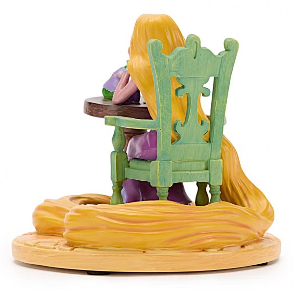 Princess Rapunzel, Tangled figurine, Disneyland Paris Princess Rapunzel, Tangled figurine, Disneyland Paris