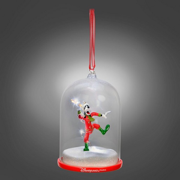 Disneyland Paris Goofy light-up Christmas Dome Ornament Disneyland Paris Goofy light-up Christmas Dome Ornament