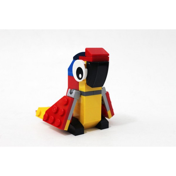 Lego 30472 Mini Parrot Polybag set Lego 30472 Mini Parrot Polybag set
