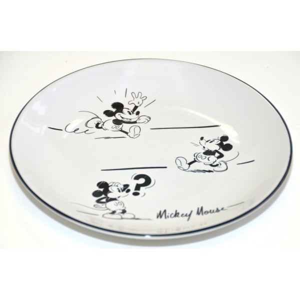 Disneyland Paris Mickey Mouse Comic Black and White side plate Disneyland Paris Mickey Mouse Comic Black and White side plate