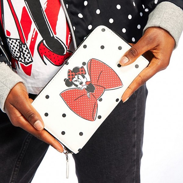Disneyland Paris Minnie Parisienne polka dot Wallet Disneyland Paris Minnie Parisienne polka dot Wallet