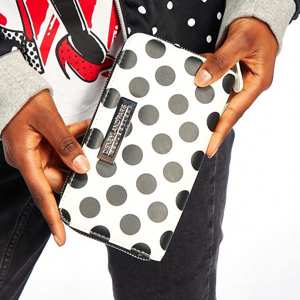 Disneyland Paris Minnie Parisienne polka dot Wallet Disneyland Paris Minnie Parisienne polka dot Wallet