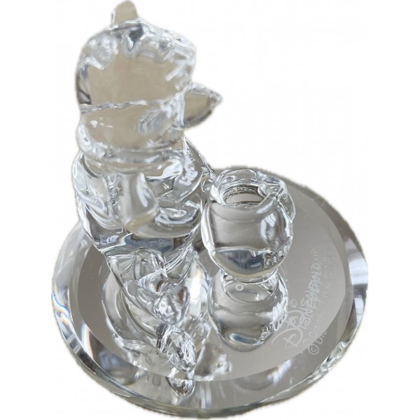 Disneyland Paris Winnie the Pooh in glass figure on mirror, Arribas Collection Disneyland Paris Winnie the Pooh in glass figure on mirror, Arribas Collection