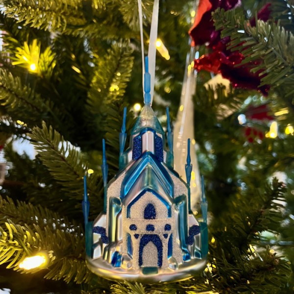 Disneyland Paris Frozen Castle Glass Dangler Ornament, by Arribas Disneyland Paris Frozen Castle Glass Dangler Ornament, by Arribas