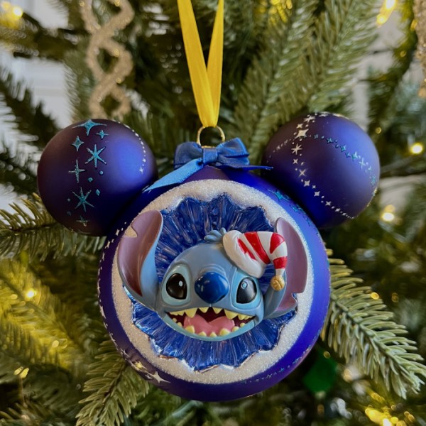 Stitch Christmas Dangler Ornament, by Arribas Disneyland Paris Glass Collection Stitch Christmas Dangler Ornament, by Arribas Disneyland Paris Glass Collection