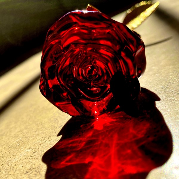 Red Rose Button in glass, Arribas Glass Collection Red Rose Button in glass, Arribas Glass Collection